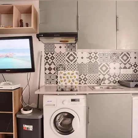 Simple Et Confortable Apartmán Chaville
